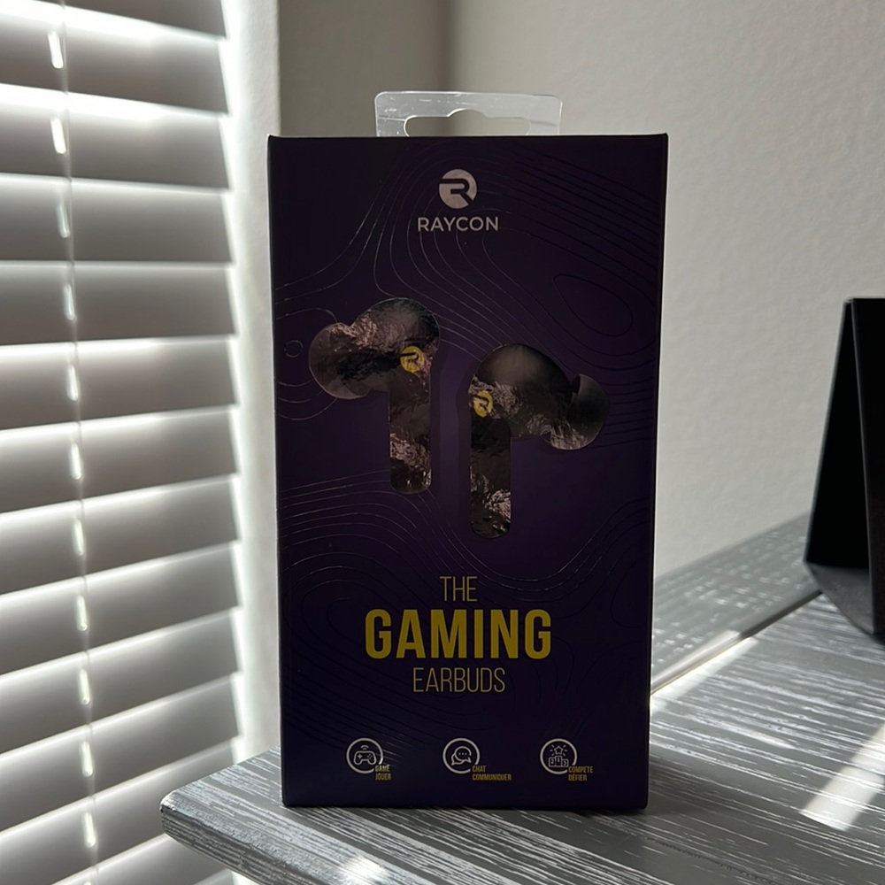 Raycon gaming earbuds